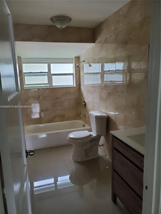 В аренду: $3,450 (3 спален, 2 ванн, 4288 Квадратных фут)