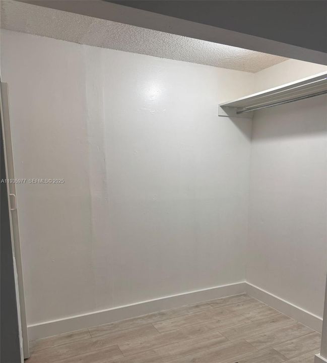 For Rent: $2,700 (2 beds, 2 baths, 1110 Square Feet)