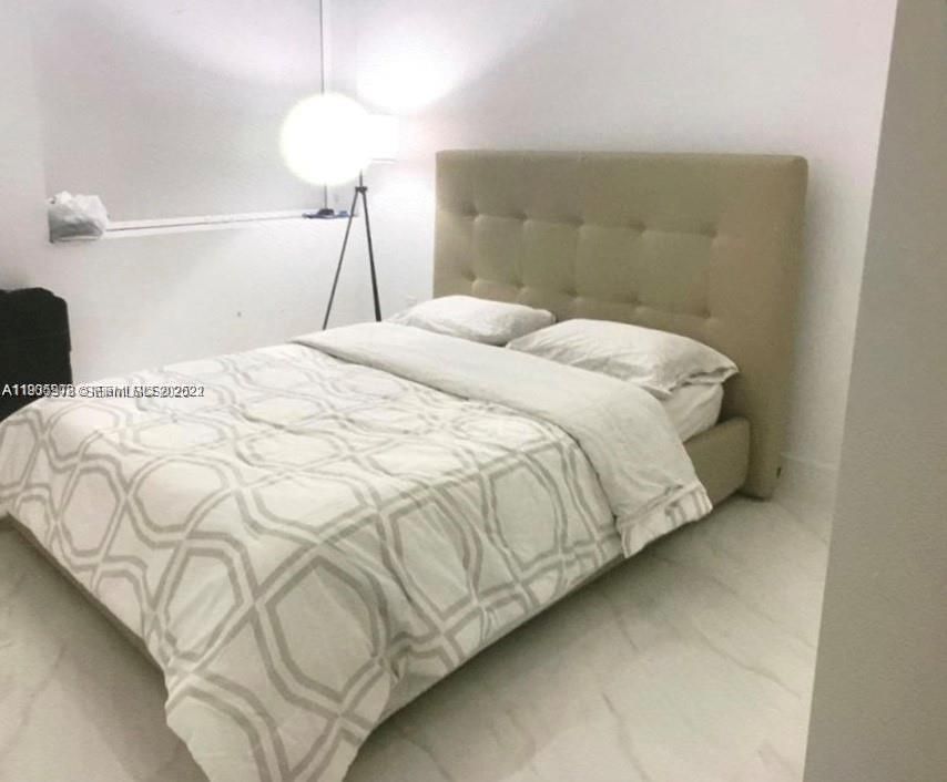 For Sale: $629,500 (2 beds, 2 baths, 1119 Square Feet)