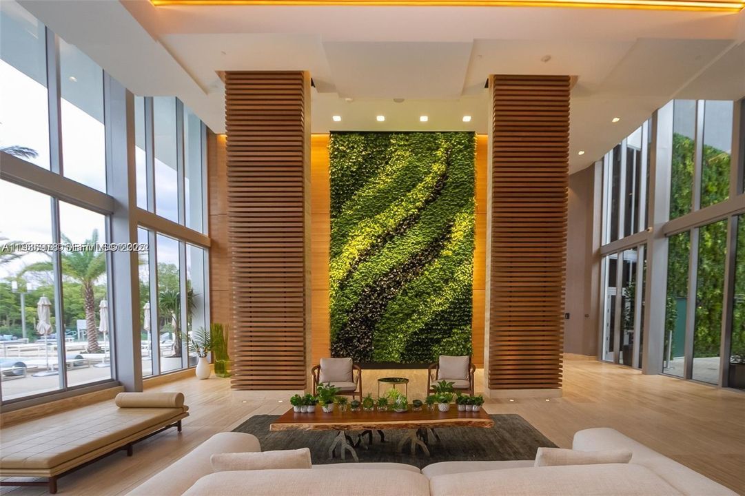 For Sale: $629,500 (2 beds, 2 baths, 1119 Square Feet)