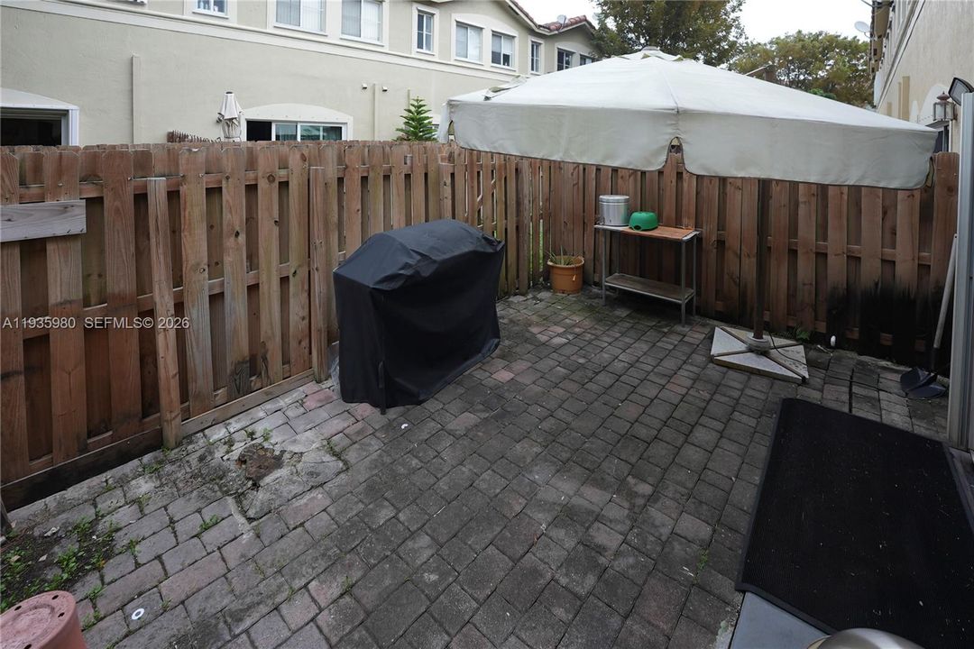 На продажу: $489,000 (3 спален, 3 ванн, 1462 Квадратных фут)