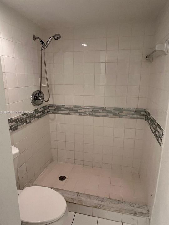 En Venta: $225,000 (2 camas, 2 baños, 1092 Pies cuadrados)