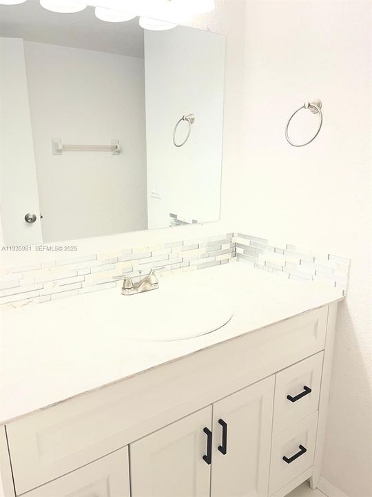 En Venta: $225,000 (2 camas, 2 baños, 1092 Pies cuadrados)