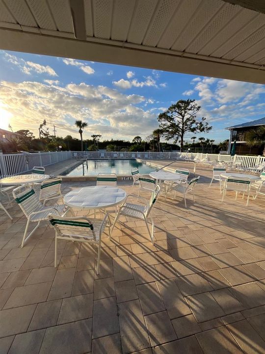 En Venta: $225,000 (2 camas, 2 baños, 1092 Pies cuadrados)