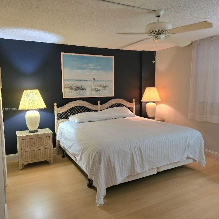 出租: $2,800 (2 贝兹, 2 浴室, 1190 平方英尺)