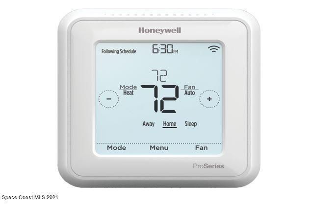 Honeywell T6Pro Z-Wave Thermostat