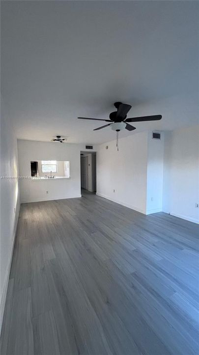 For Rent: $2,150 (2 beds, 2 baths, 790 Square Feet)