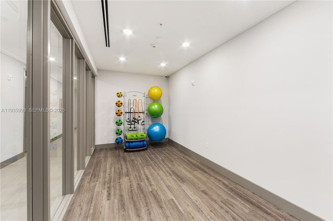 В аренду: $1,326 (1 спален, 1 ванн, 574 Квадратных фут)