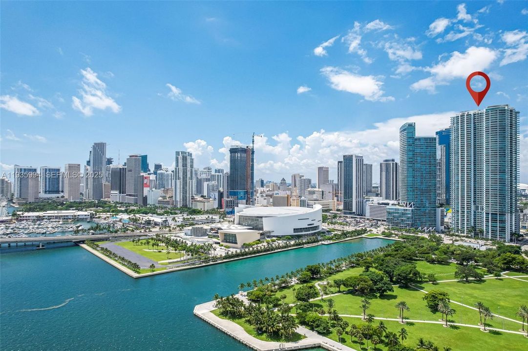 For Rent: $5,950 (2 beds, 2 baths, 1237 Square Feet)