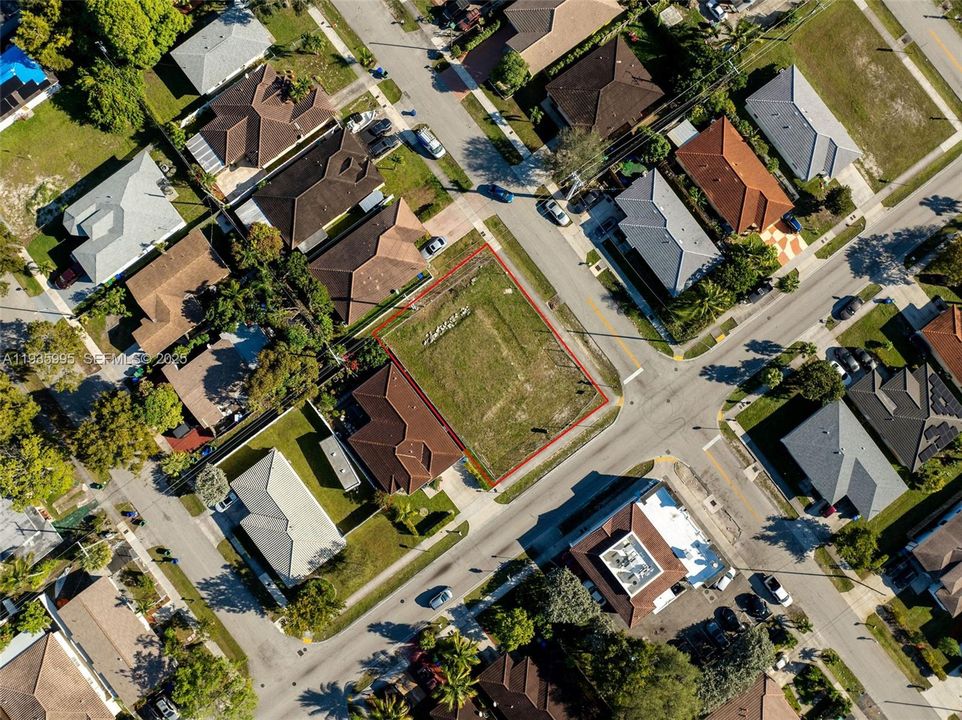 En Venta: $150,000 (0.17 acres)