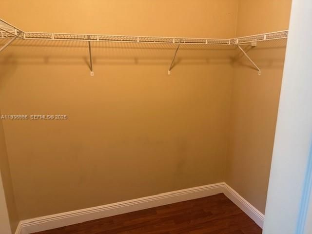 For Sale: $339,900 (2 beds, 2 baths, 1234 Square Feet)