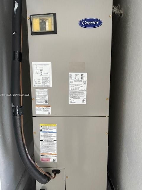 For Sale: $339,900 (2 beds, 2 baths, 1234 Square Feet)