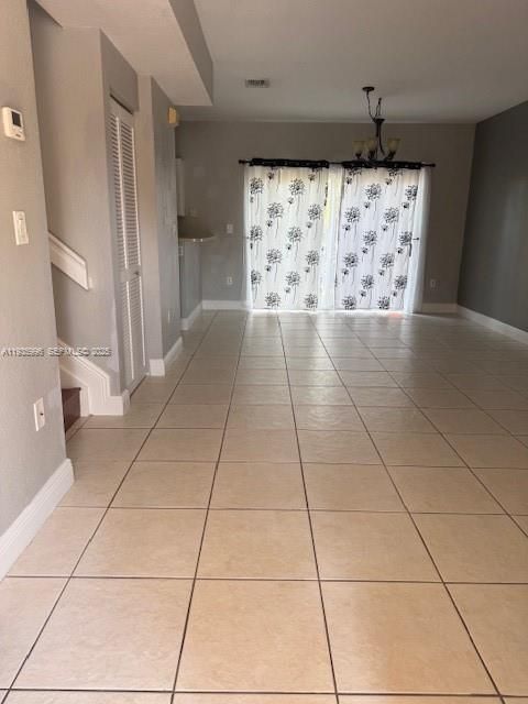 For Sale: $339,900 (2 beds, 2 baths, 1234 Square Feet)