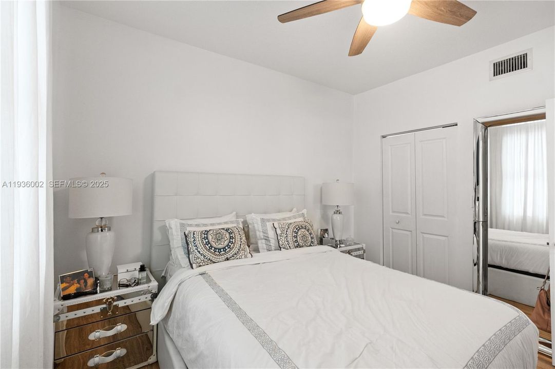 待售: $750,000 (3 贝兹, 2 浴室, 1336 平方英尺)