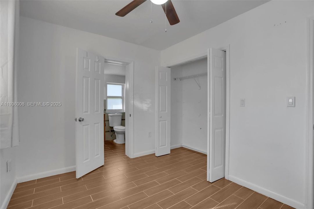 For Rent: $3,200 (3 beds, 2 baths, 998 Square Feet)