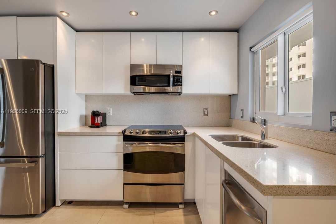 На продажу: $625,000 (1 спален, 1 ванн, 658 Квадратных фут)