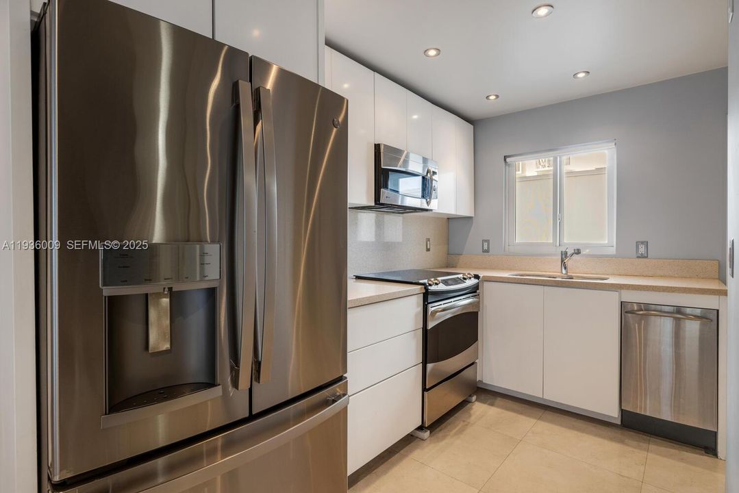 На продажу: $625,000 (1 спален, 1 ванн, 658 Квадратных фут)