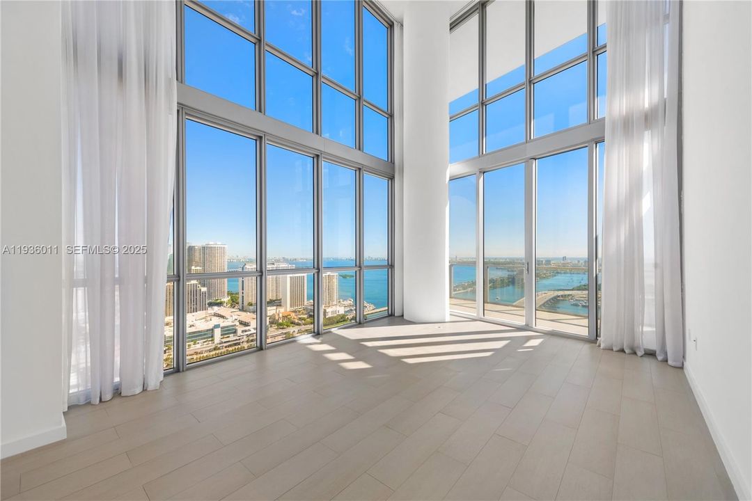 For Rent: $8,900 (2 beds, 3 baths, 2081 Square Feet)