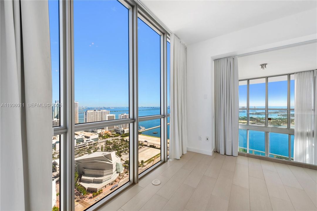 For Rent: $8,900 (2 beds, 3 baths, 2081 Square Feet)