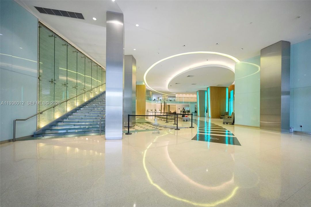 For Rent: $4,300 (2 beds, 2 baths, 1110 Square Feet)