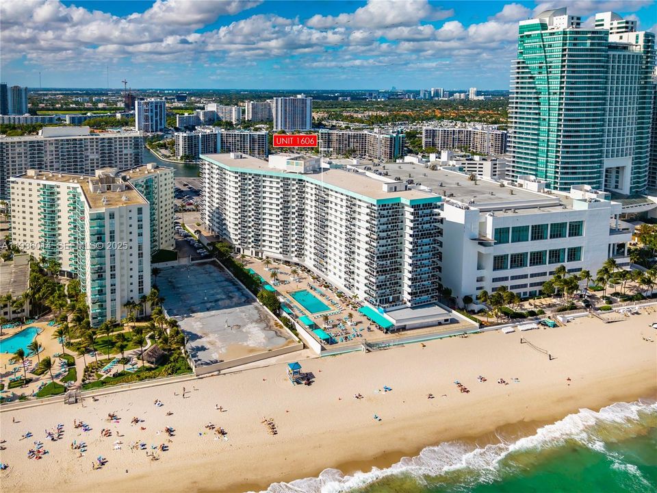 待售: $630,000 (2 贝兹, 2 浴室, 1248 平方英尺)