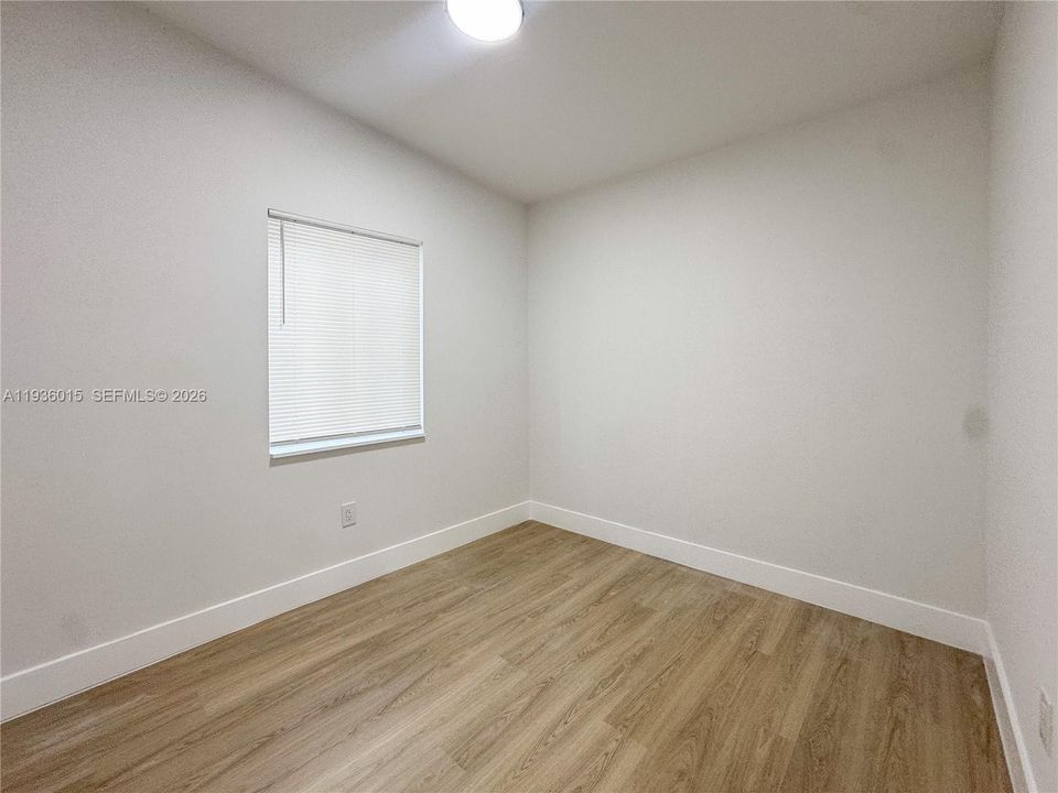 For Sale: $445,000 (3 beds, 2 baths, 550 Square Feet)