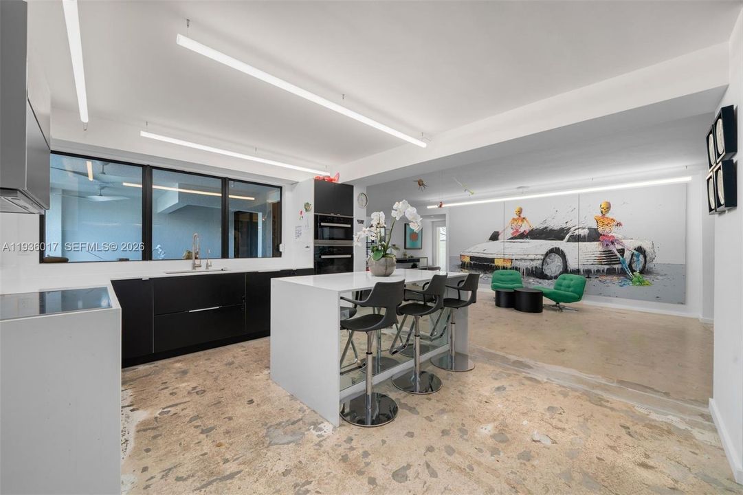 For Sale: $13,850,000 (5 beds, 4 baths, 4924 Square Feet)