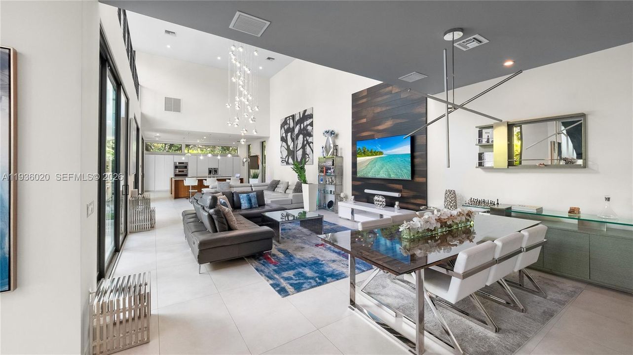 For Sale: $3,550,000 (4 beds, 4 baths, 3734 Square Feet)