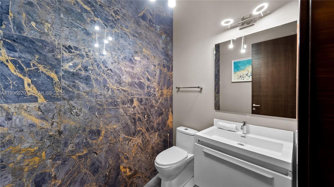 For Sale: $3,550,000 (4 beds, 4 baths, 3734 Square Feet)