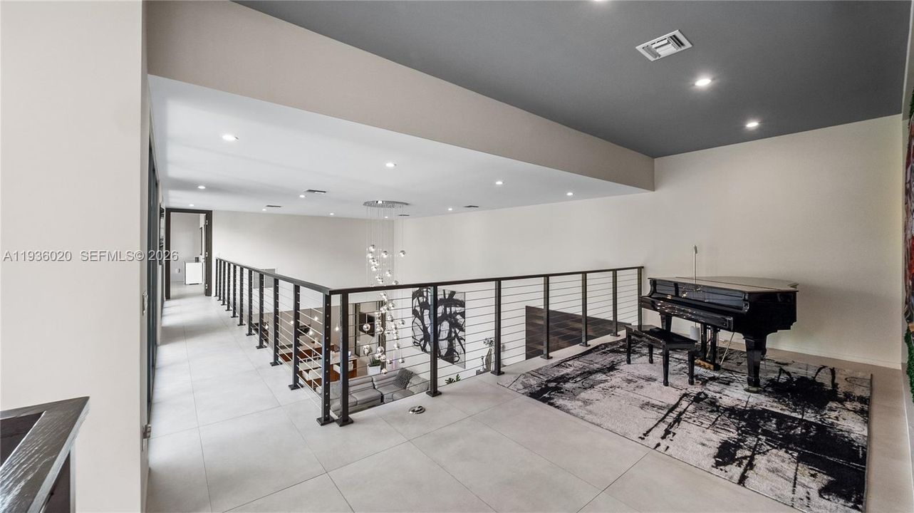 For Sale: $3,550,000 (4 beds, 4 baths, 3734 Square Feet)