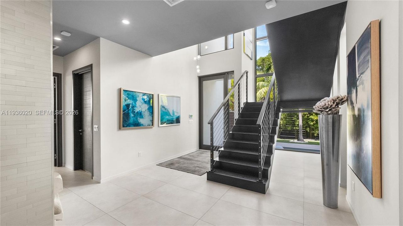 For Sale: $3,550,000 (4 beds, 4 baths, 3734 Square Feet)