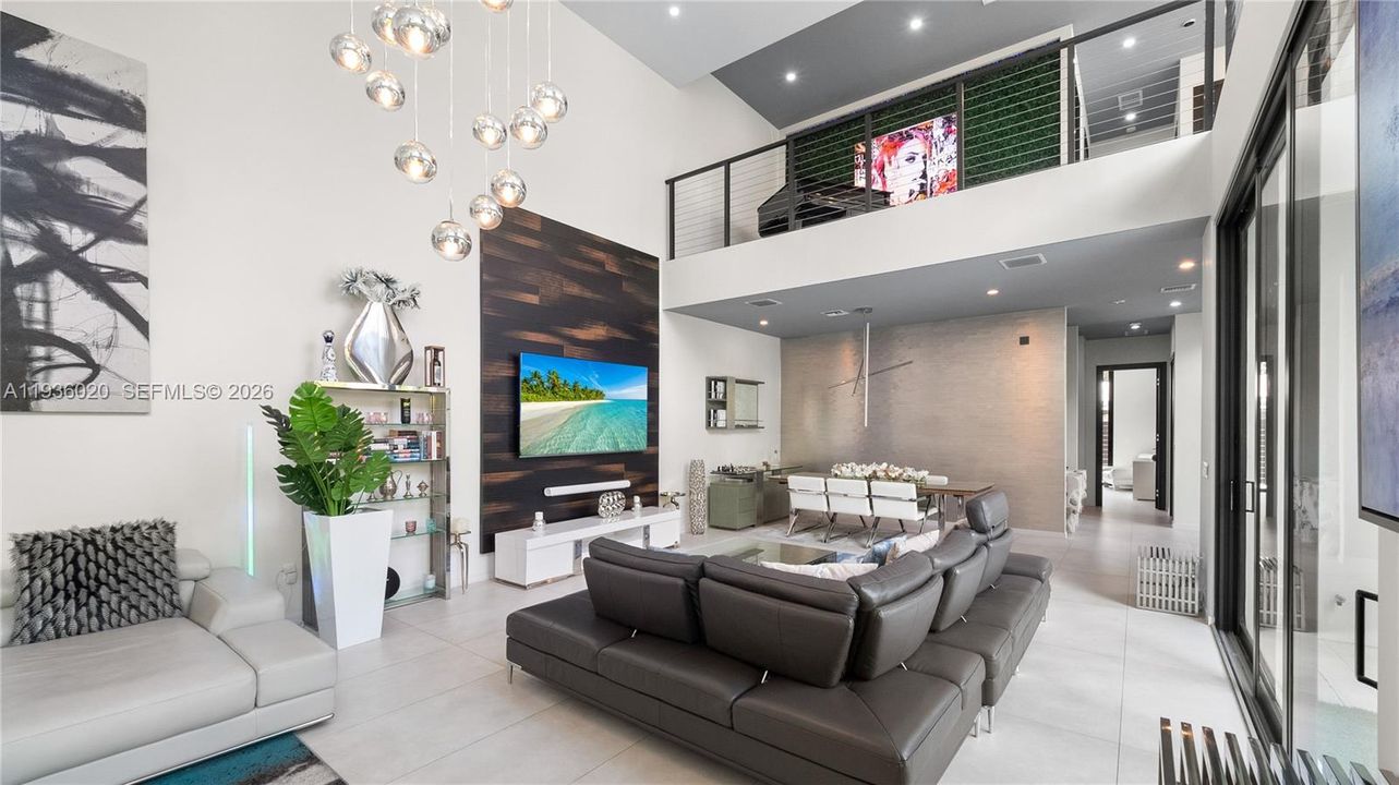 For Sale: $3,550,000 (4 beds, 4 baths, 3734 Square Feet)