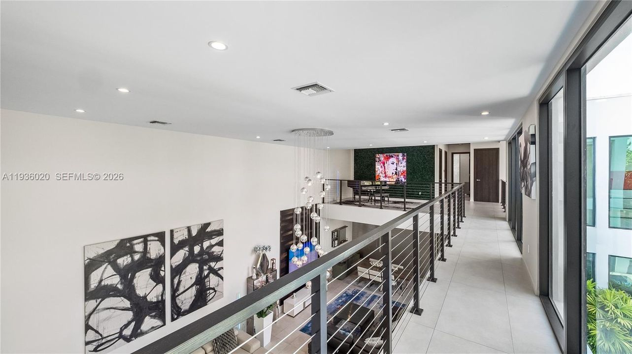 For Sale: $3,550,000 (4 beds, 4 baths, 3734 Square Feet)