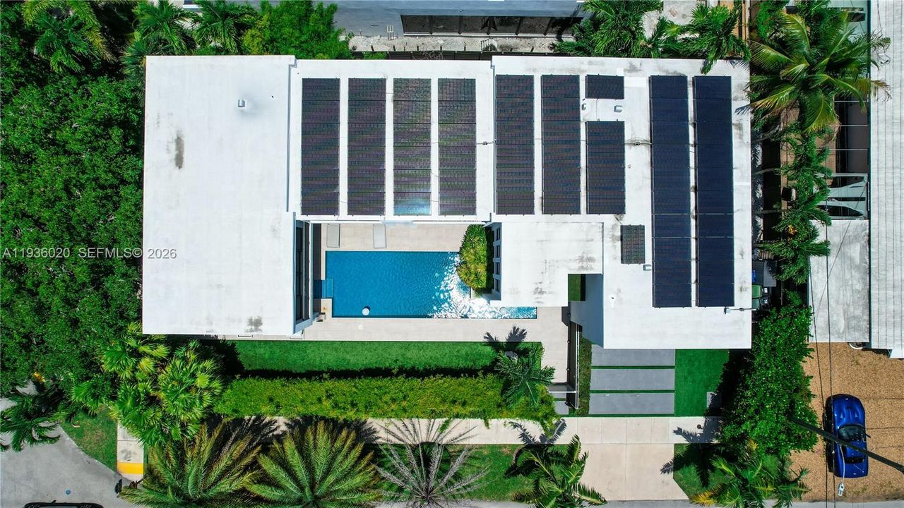 For Sale: $3,550,000 (4 beds, 4 baths, 3734 Square Feet)