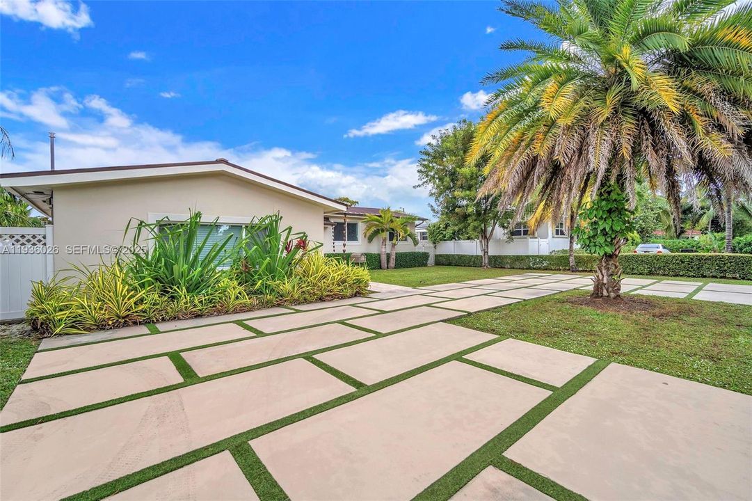 На продажу: $840,000 (3 спален, 2 ванн, 0 Квадратных фут)