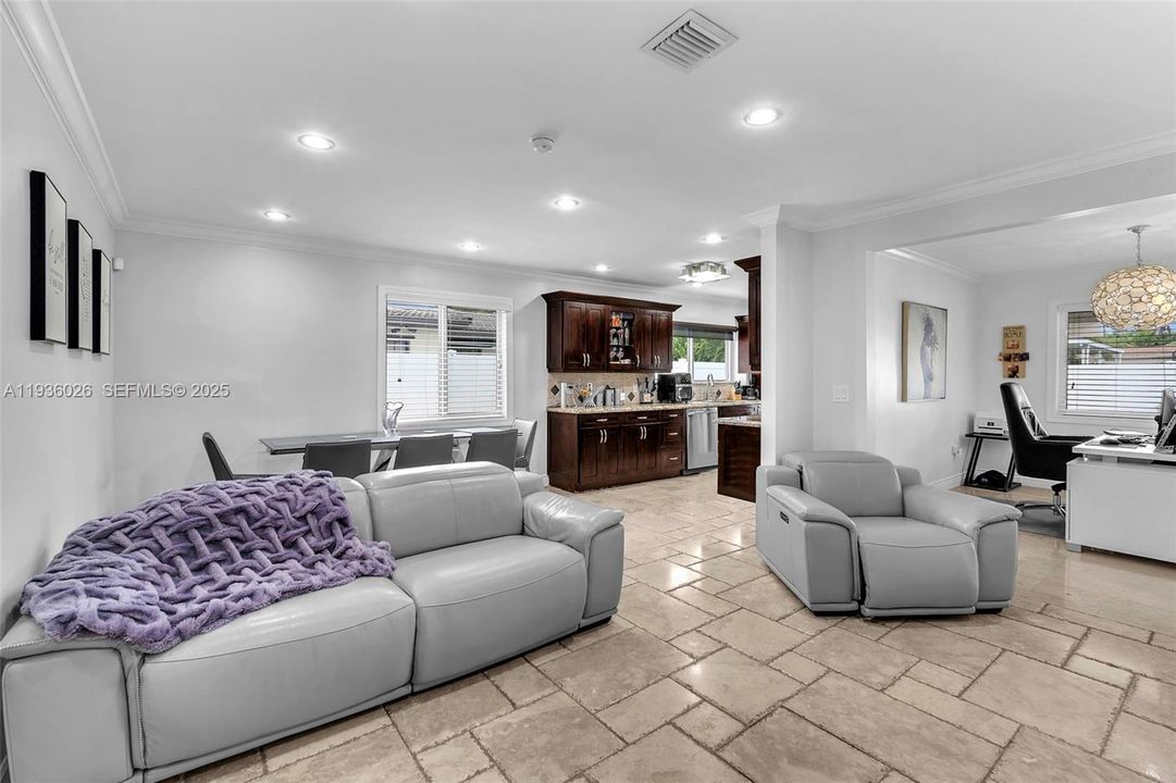 На продажу: $840,000 (3 спален, 2 ванн, 0 Квадратных фут)