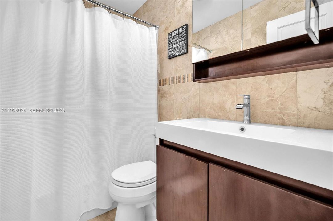 На продажу: $840,000 (3 спален, 2 ванн, 0 Квадратных фут)