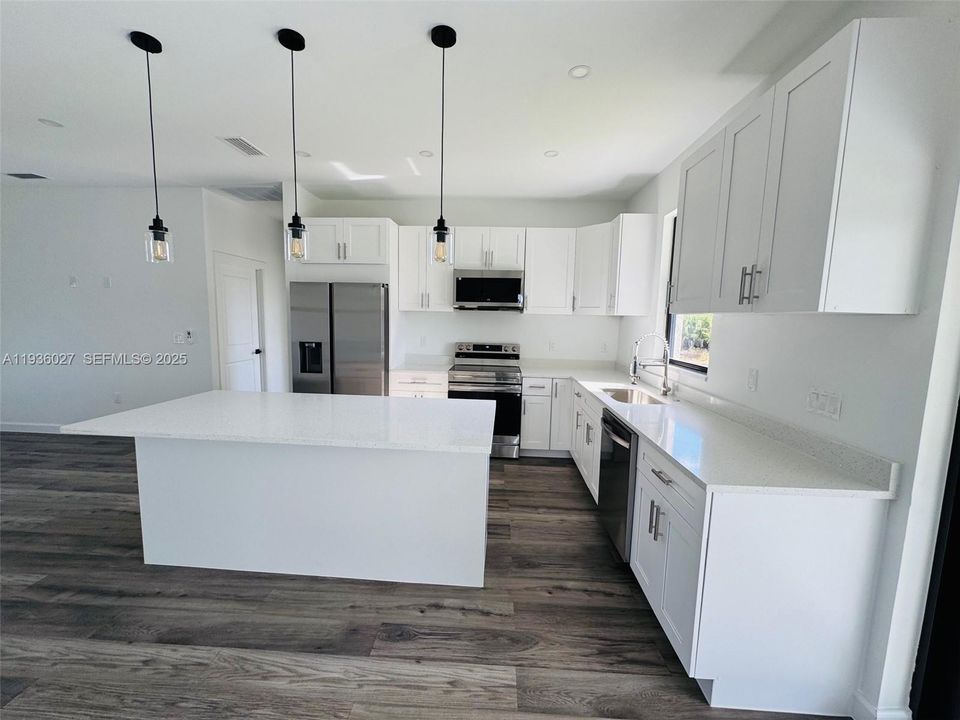 En Venta: $389,990 (3 camas, 2 baños, 1490 Pies cuadrados)