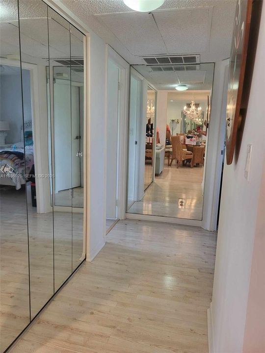 На продажу: $119,900 (2 спален, 2 ванн, 944 Квадратных фут)