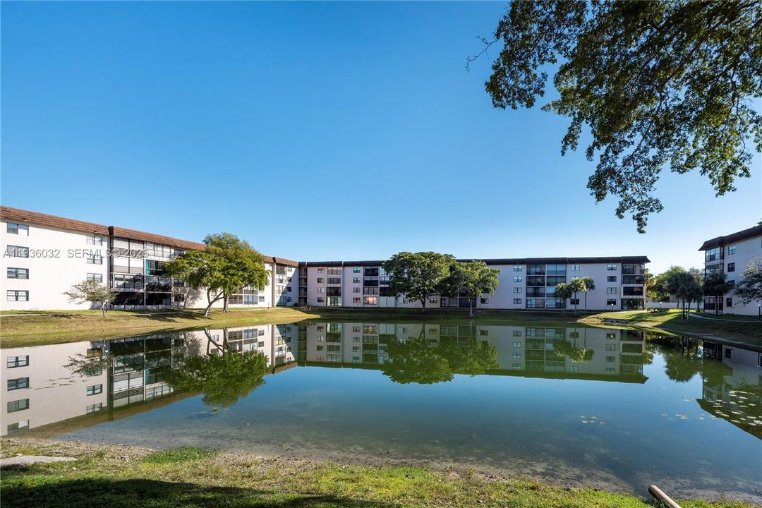 待售: $144,900 (2 贝兹, 2 浴室, 1270 平方英尺)