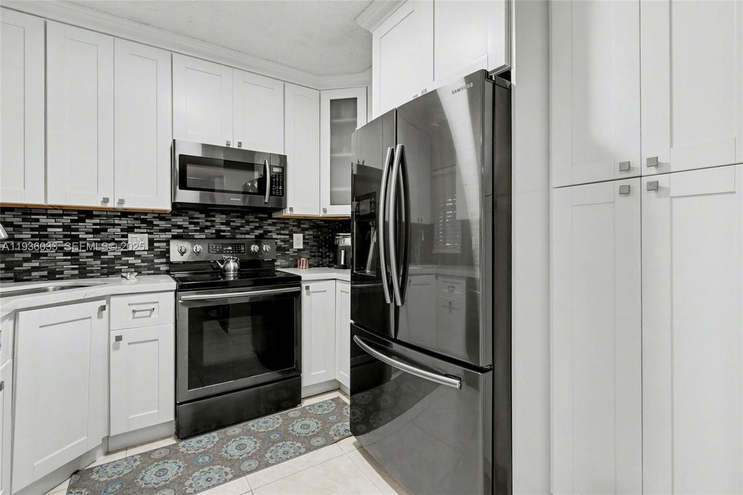 En Venta: $315,000 (3 camas, 2 baños, 1120 Pies cuadrados)