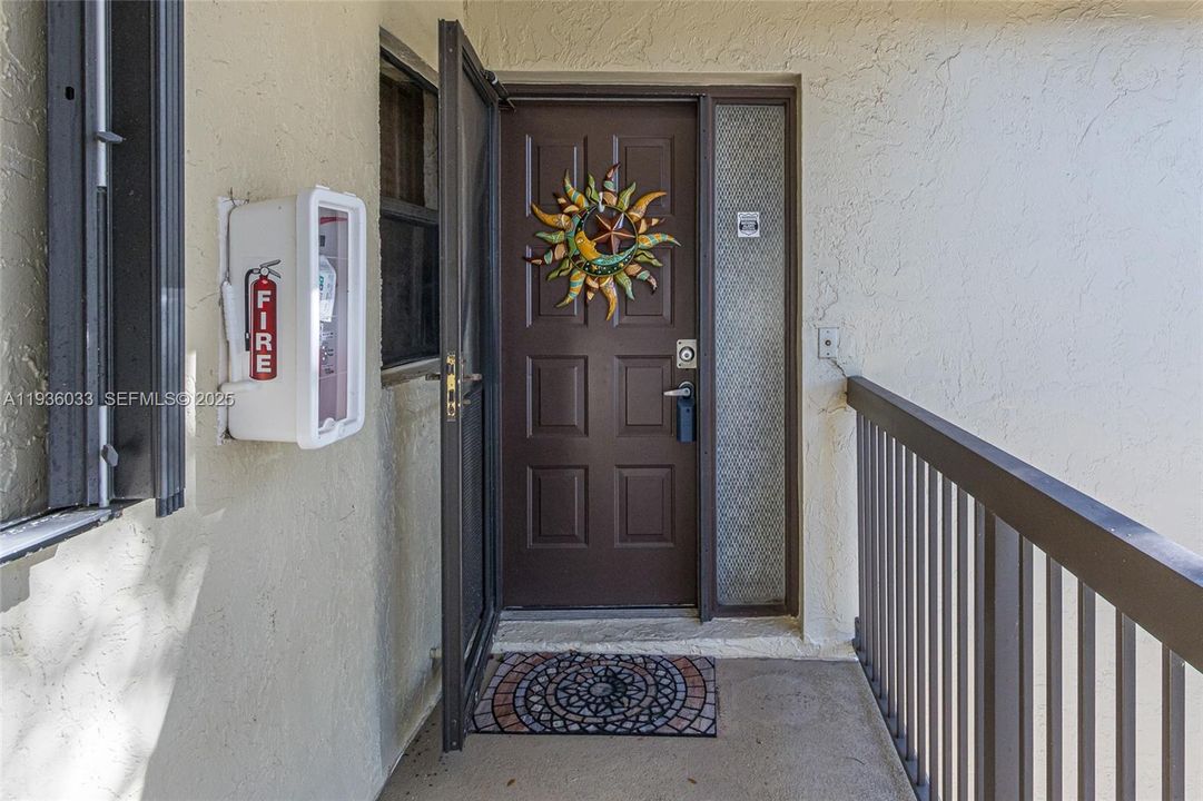 En Venta: $315,000 (3 camas, 2 baños, 1120 Pies cuadrados)