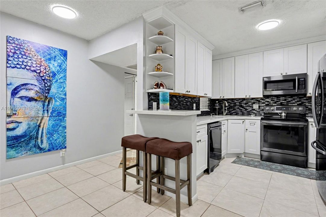 En Venta: $315,000 (3 camas, 2 baños, 1120 Pies cuadrados)