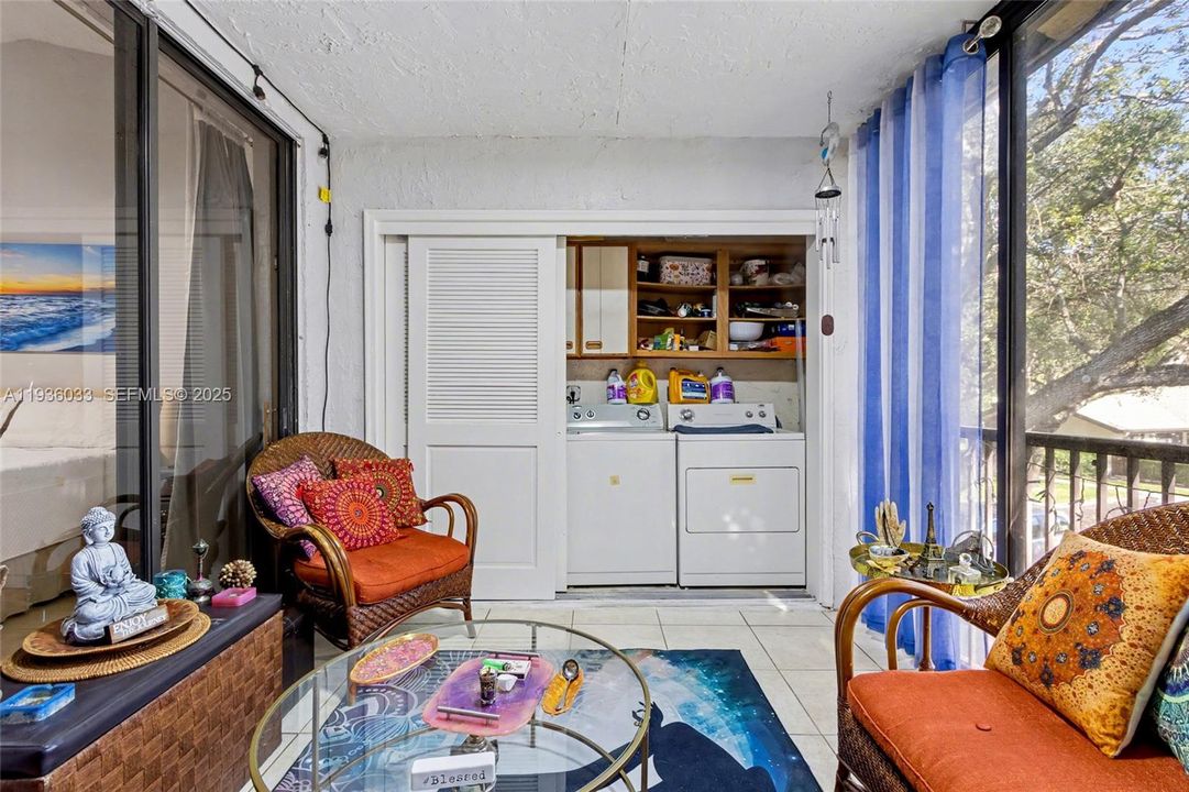 En Venta: $315,000 (3 camas, 2 baños, 1120 Pies cuadrados)