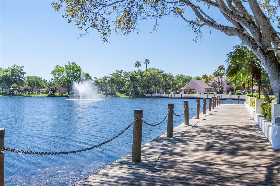 En Venta: $315,000 (3 camas, 2 baños, 1120 Pies cuadrados)