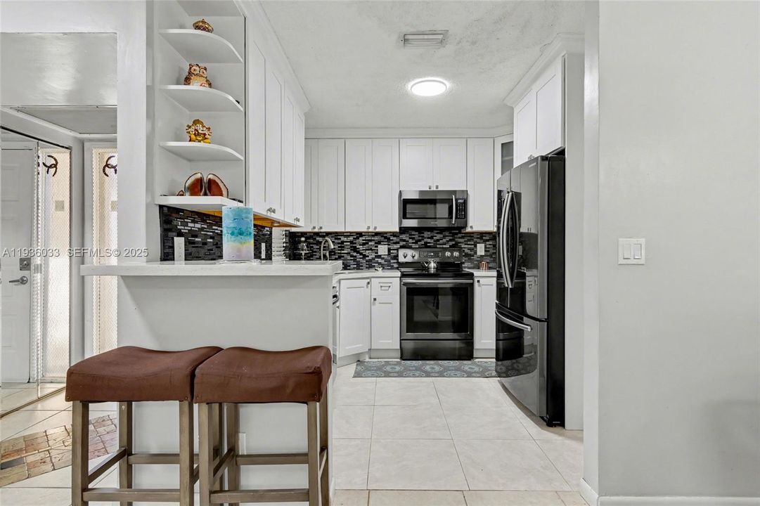 En Venta: $315,000 (3 camas, 2 baños, 1120 Pies cuadrados)