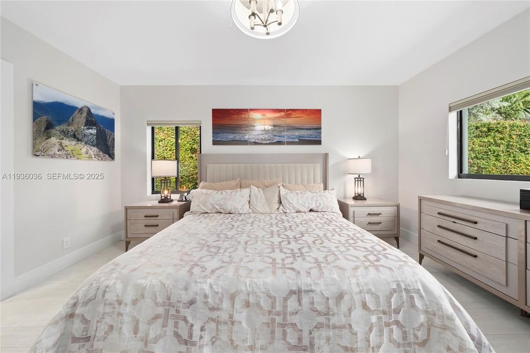 For Sale: $4,500,000 (4 beds, 3 baths, 2152 Square Feet)