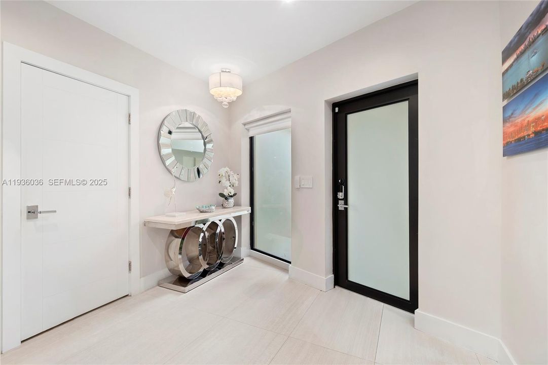 For Sale: $4,500,000 (4 beds, 3 baths, 2152 Square Feet)