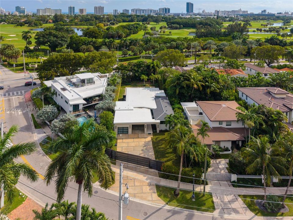 For Sale: $4,500,000 (4 beds, 3 baths, 2152 Square Feet)