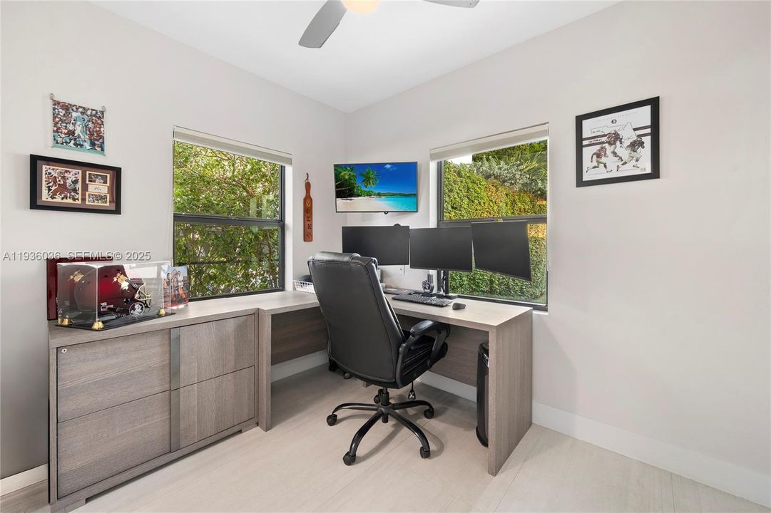 For Sale: $4,500,000 (4 beds, 3 baths, 2152 Square Feet)